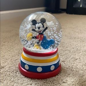 Mickey Mouse Snowglobe